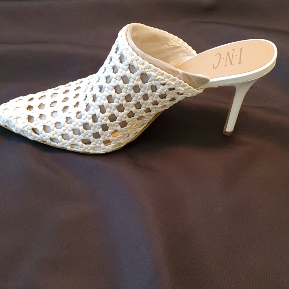 INC Celestial, size 8 M